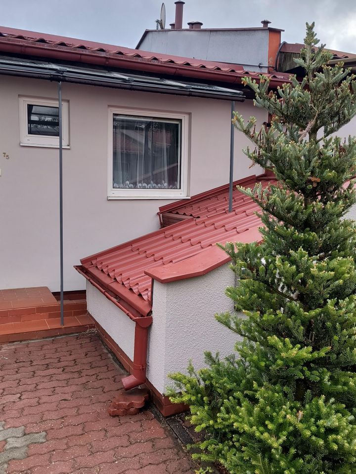 dom szeregowy, 4 pokoje Starogard Gdański, Oś.Nad Jarem. Zdjęcie 2