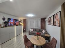 Mieszkanie 3-pokojowe Wałbrzych Biały Kamień, ul. Iwana Miczurina. Zdjęcie 2