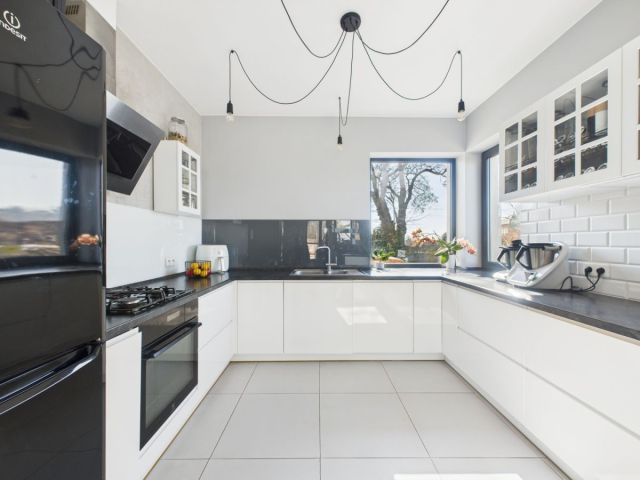 dom wolnostojący, 4 pokoje Kalinko. Zdjęcie 31