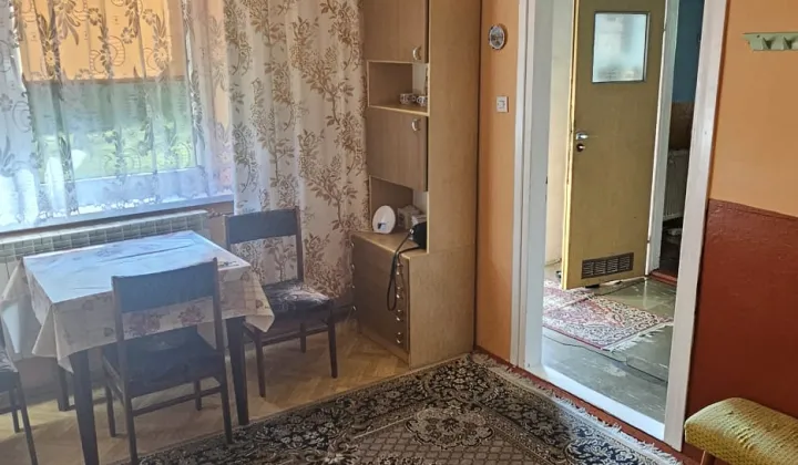 dom wolnostojący, 3 pokoje Czarnca Zastaw, ul. Okrężna