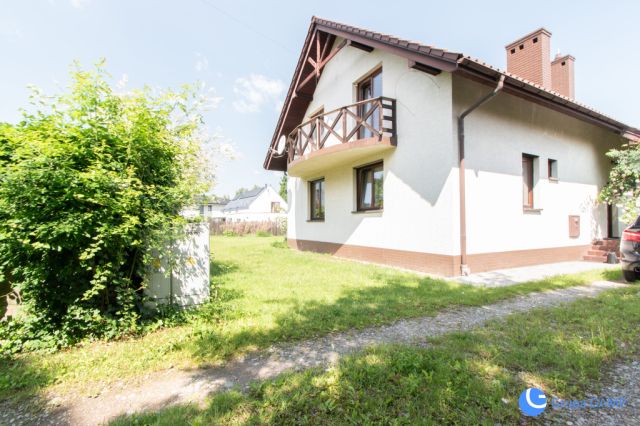 dom wolnostojący, 5 pokoi Kraków Dębniki, ul. por. Emira. Zdjęcie 3