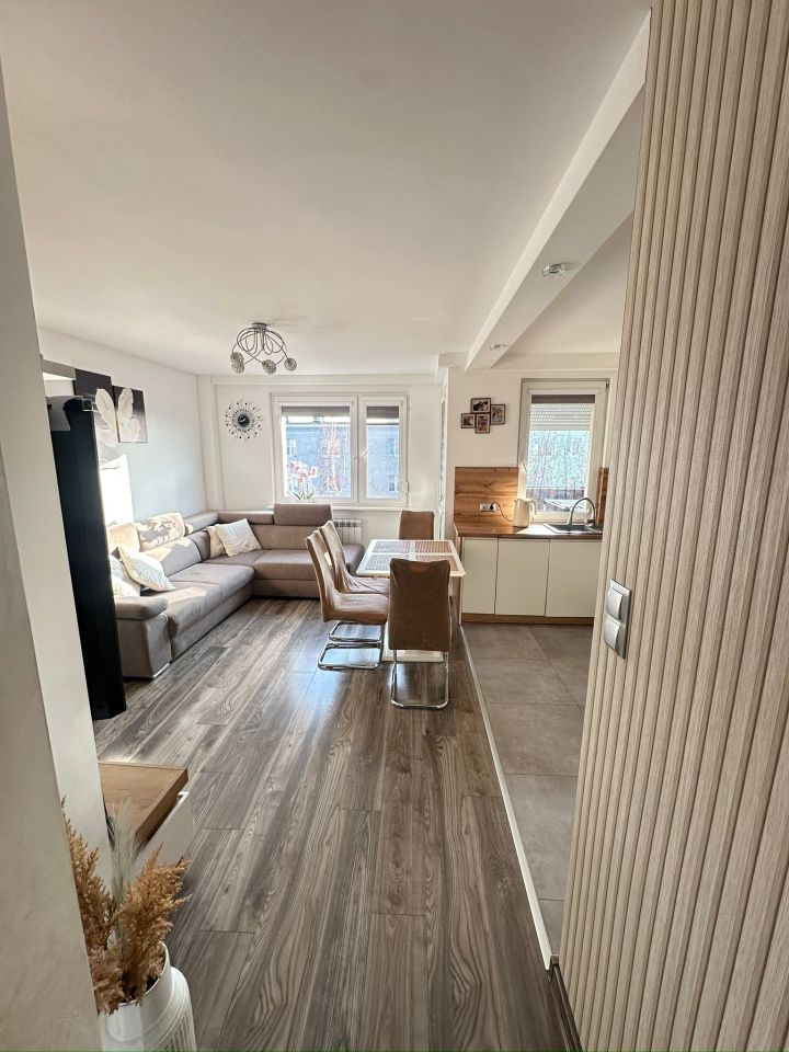 Mieszkanie 3-pokojowe Turek, ul. kard. Stefana Wyszyńskiego. Zdjęcie 3