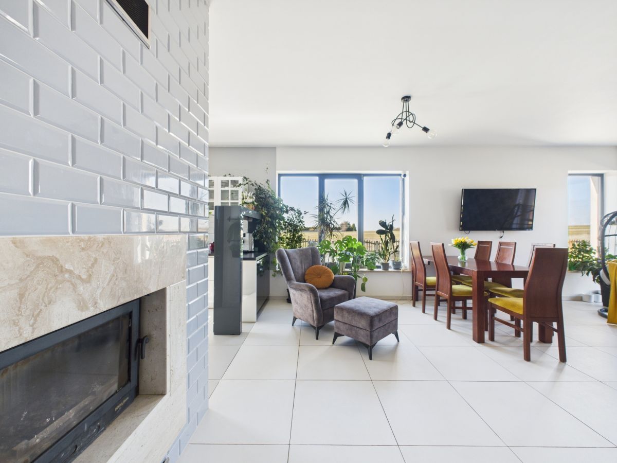 dom wolnostojący, 4 pokoje Kalinko. Zdjęcie 1