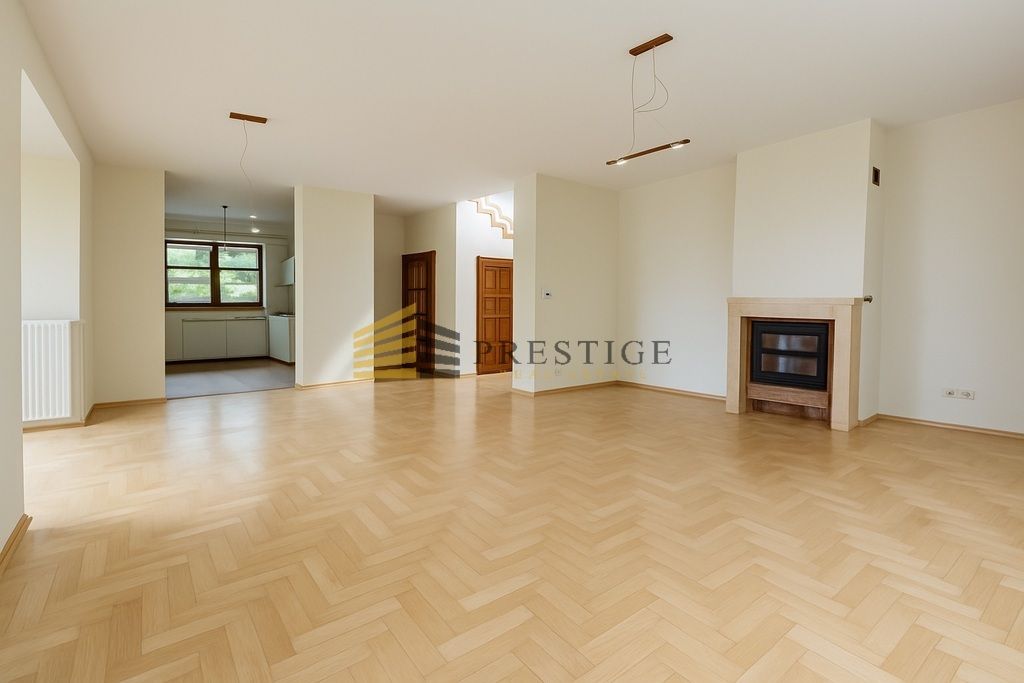 dom szeregowy, 5 pokoi Bielawa, ul. Warszawska. Zdjęcie 2