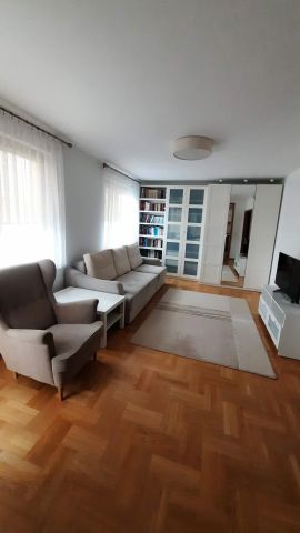 Mieszkanie 3-pokojowe Otwock. Zdjęcie 1