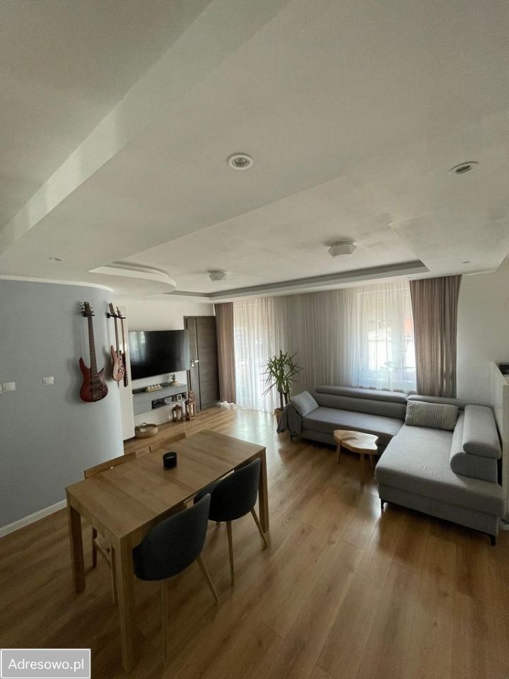 Mieszkanie 3-pokojowe Lubin Zalesie, ul. Krzemieniecka. Zdjęcie 1