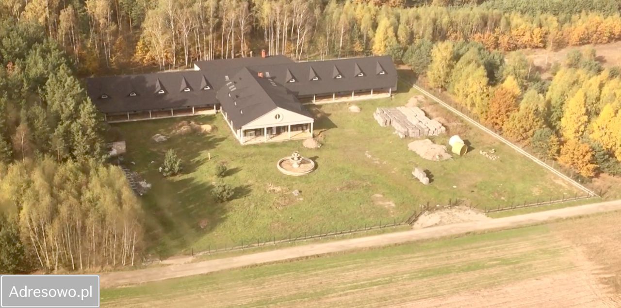 Hala/magazyn Parznice. Zdjęcie 7