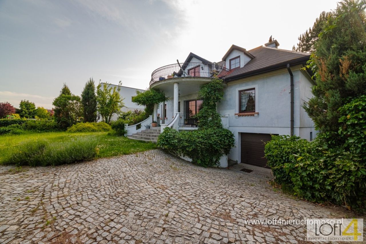 dom wolnostojący, 8 pokoi Rzeszów Zwięczyca, ul. Saletyńska. Zdjęcie 6