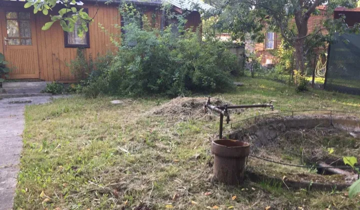 Działka rod Komorów