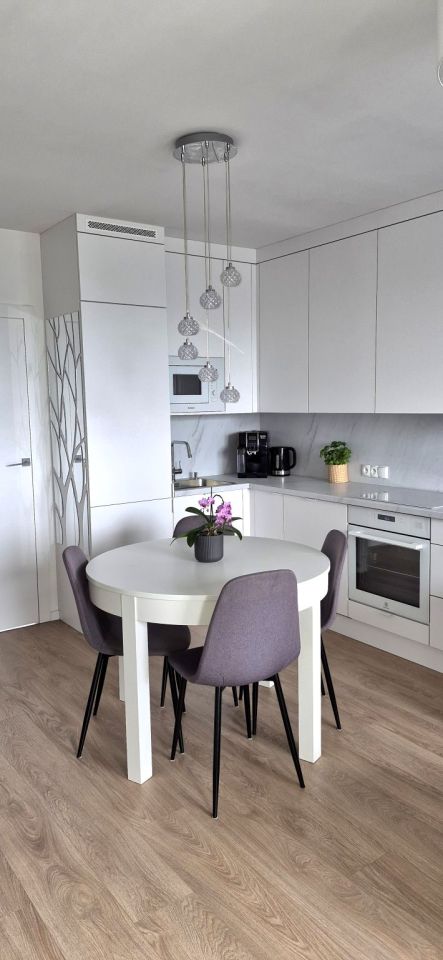 Mieszkanie 4-pokojowe Tychy, ul. Jana Barona. Zdjęcie 9