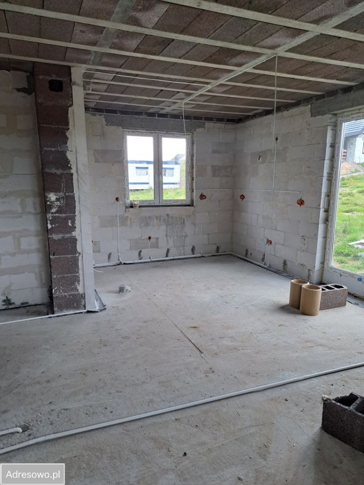 dom wolnostojący, 5 pokoi Kleszczyn. Zdjęcie 2