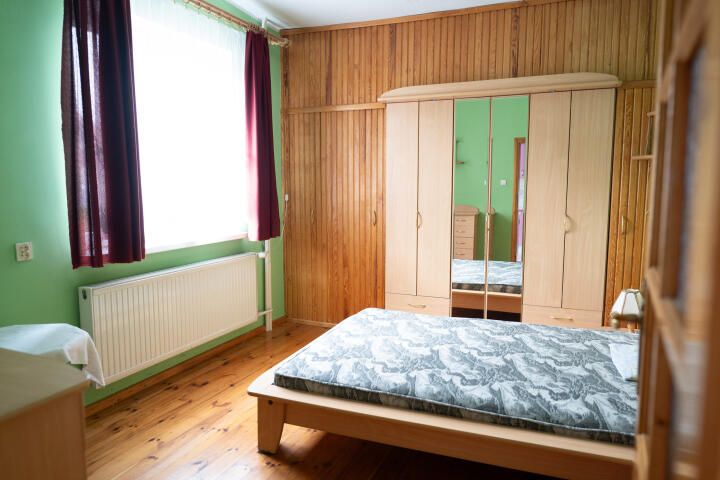 dom wolnostojący, 6 pokoi Bielice. Zdjęcie 8