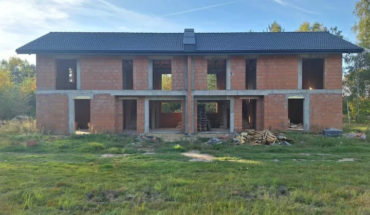 bliźniak Częstochowa Stradom, ul. Konwaliowa