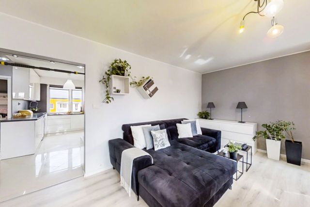 Mieszkanie 3-pokojowe Koluszki, ul. gen. Władysława Andersa. Zdjęcie 2