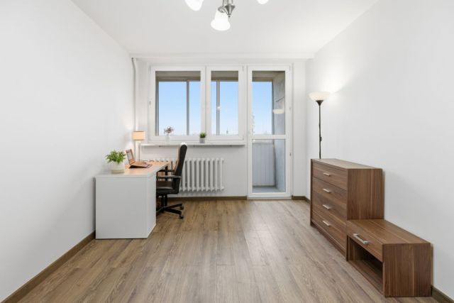 Mieszkanie 3-pokojowe Warszawa Praga, ul. Siedlecka. Zdjęcie 1