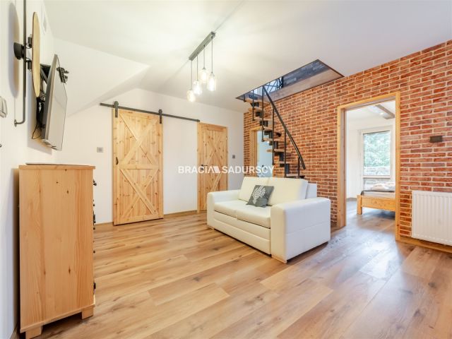 siedlisko, 5 pokoi Niedzica, ul. 3 Maja. Zdjęcie 15