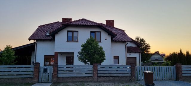 dom wolnostojący, 9 pokoi Jasin, ul. Sołecka. Zdjęcie 1