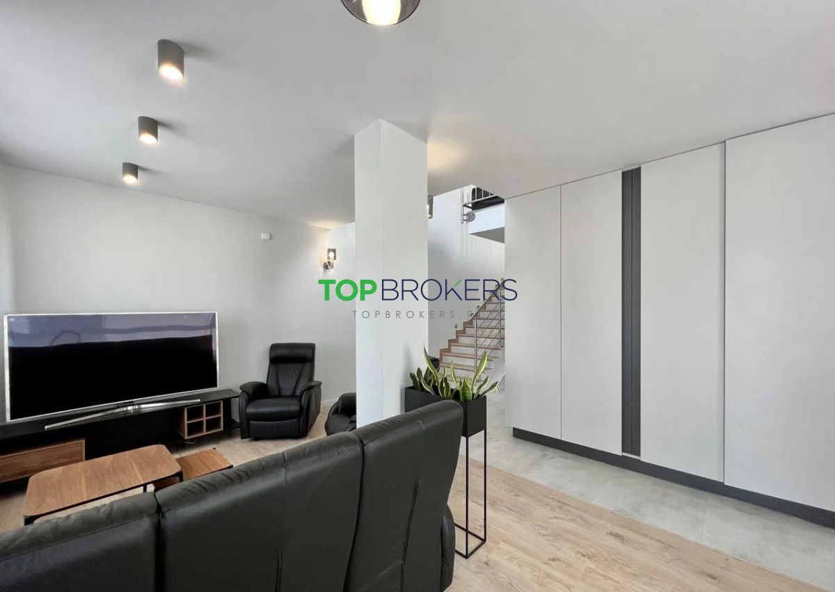 dom wolnostojący, 16 pokoi Warszawa Mokotów. Zdjęcie 2