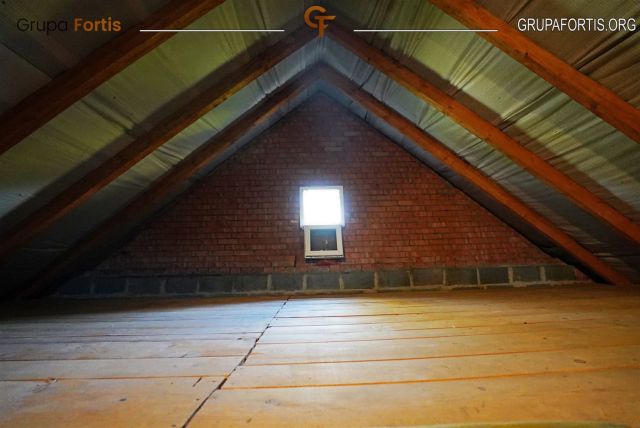 dom wolnostojący, 7 pokoi Pamięcice. Zdjęcie 16