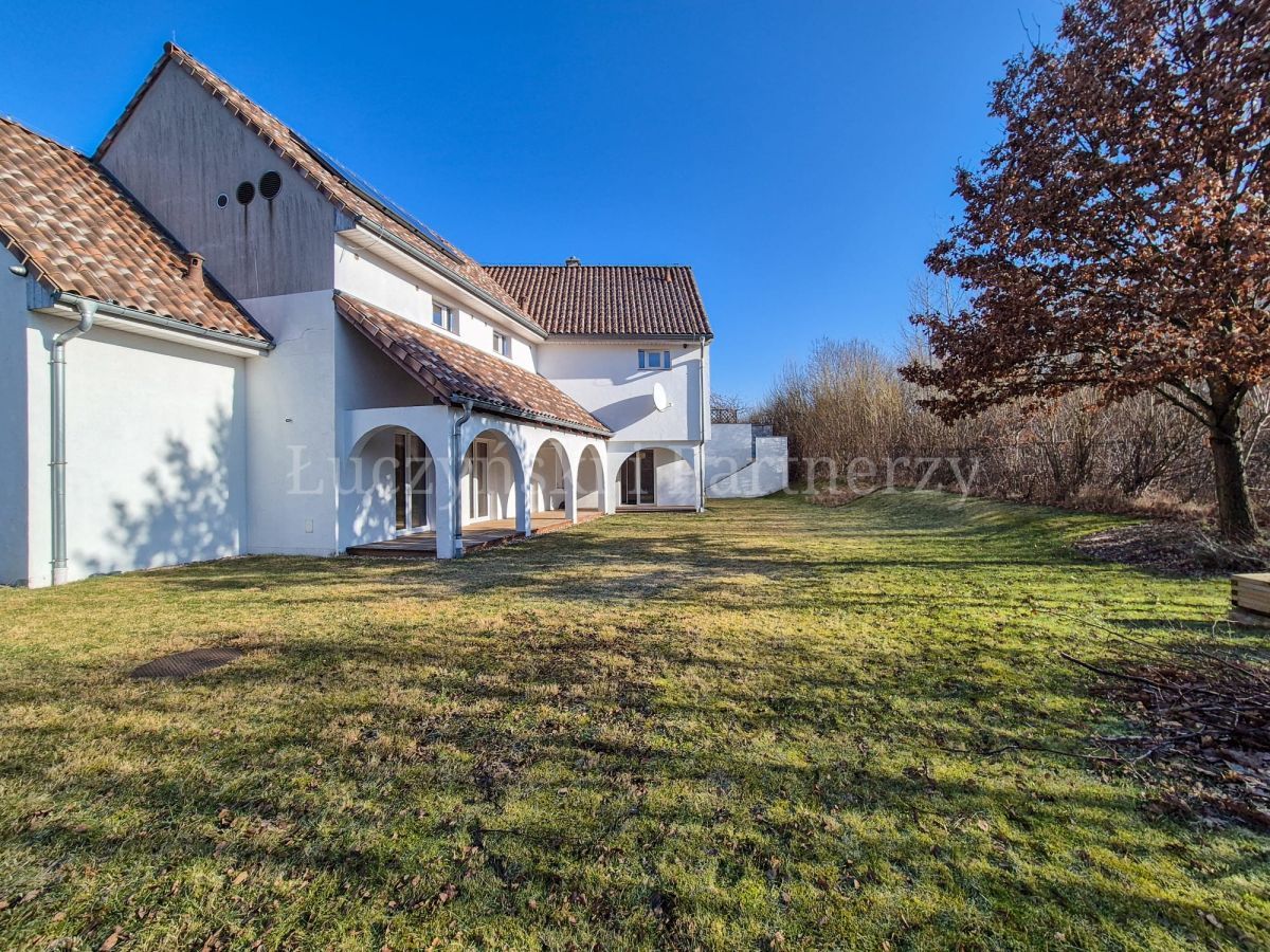 dom wolnostojący, 8 pokoi Jelenia Góra, ul. Borówkowa. Zdjęcie 2