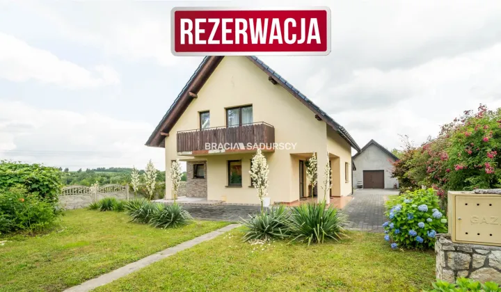 dom wolnostojący, 4 pokoje Bęczyn, Główna