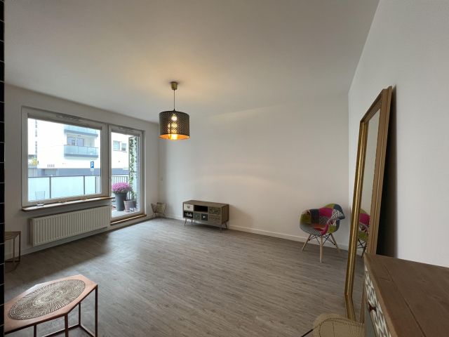 Mieszkanie 2-pokojowe Warszawa Gocław, ul. Jugosłowiańska. Zdjęcie 1