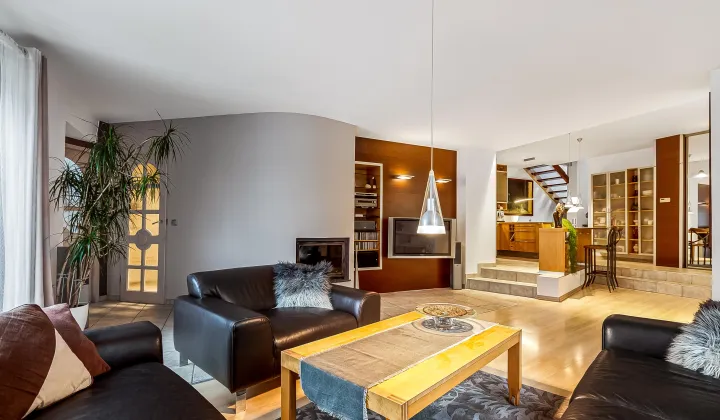 dom szeregowy, 6 pokoi Pyskowice, ul. Czereśniowa