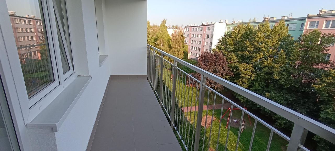 Mieszkanie 2-pokojowe Ożarów Mazowiecki, ul. Obrońców Warszawy. Zdjęcie 1