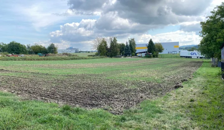 Działka inwestycyjna Morawica