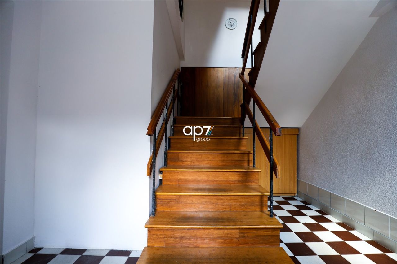 dom szeregowy, 9 pokoi Kraków Prądnik Biały, ul. Nad Sudołem. Zdjęcie 6