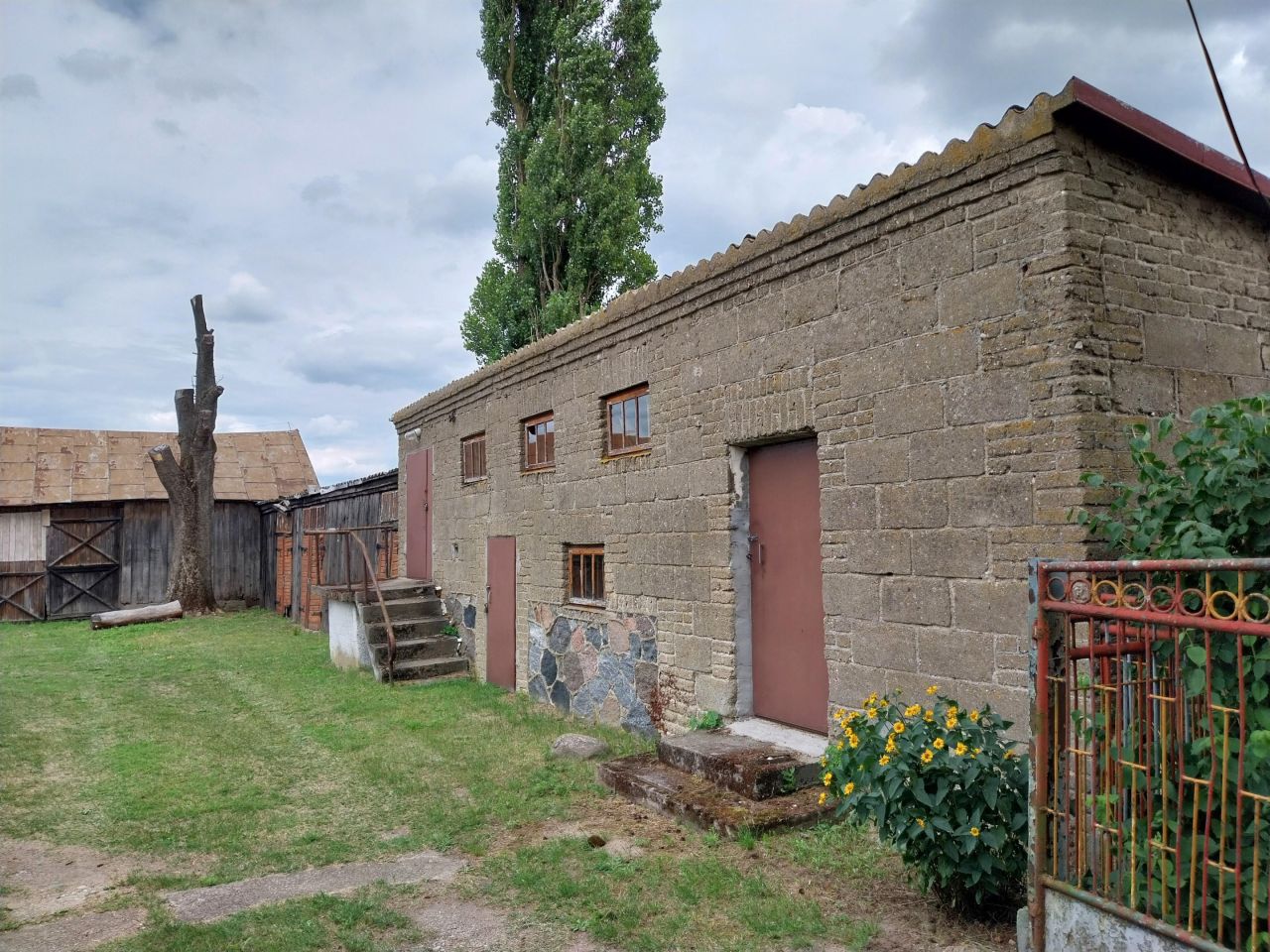 dom wolnostojący, 2 pokoje Kozolin. Zdjęcie 17