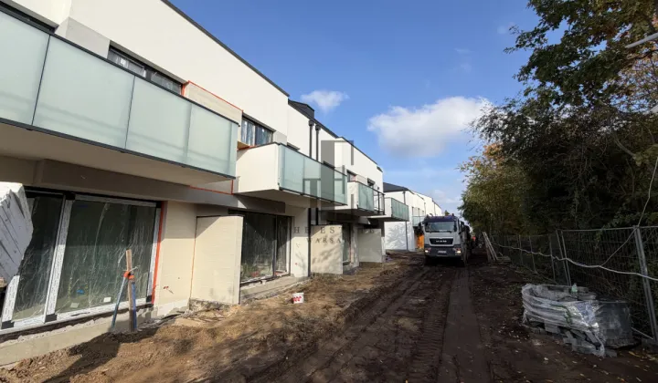 dom szeregowy, 3 pokoje Warszawa Wawer, ul. Wiązana