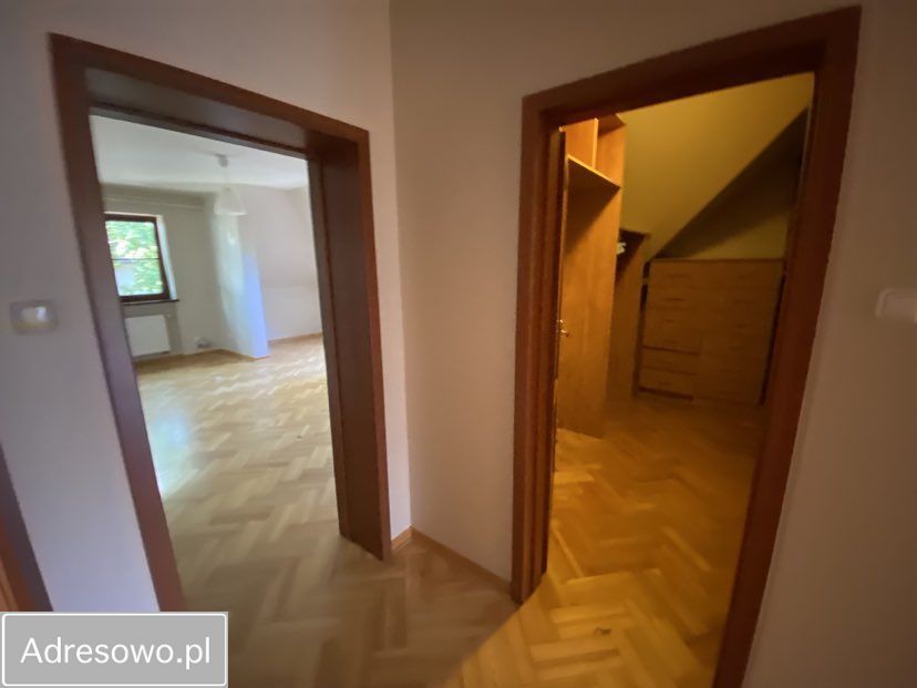 dom wolnostojący, 10 pokoi Konstancin-Jeziorna, ul. Borowa. Zdjęcie 2