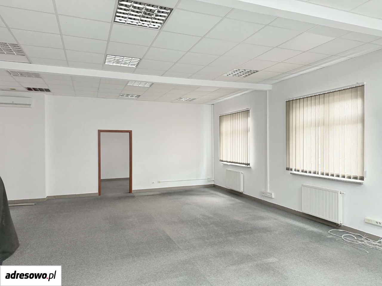 Poslovni prostor, 200 m²