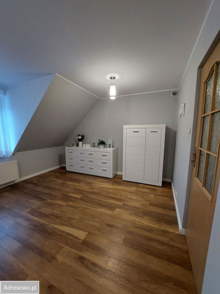 dom szeregowy, 4 pokoje Bełchatów. Zdjęcie 8
