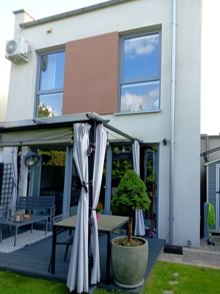 dom szeregowy, 4 pokoje Nowe Bielice. Zdjęcie 11