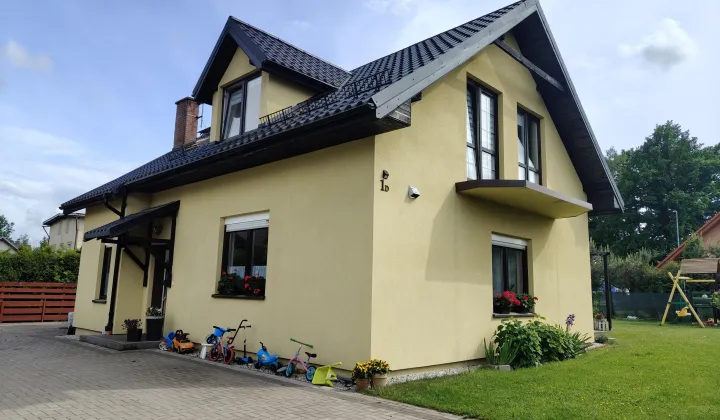 dom wolnostojący, 5 pokoi Jelenia Góra Czarne, ul. Wrzosowa