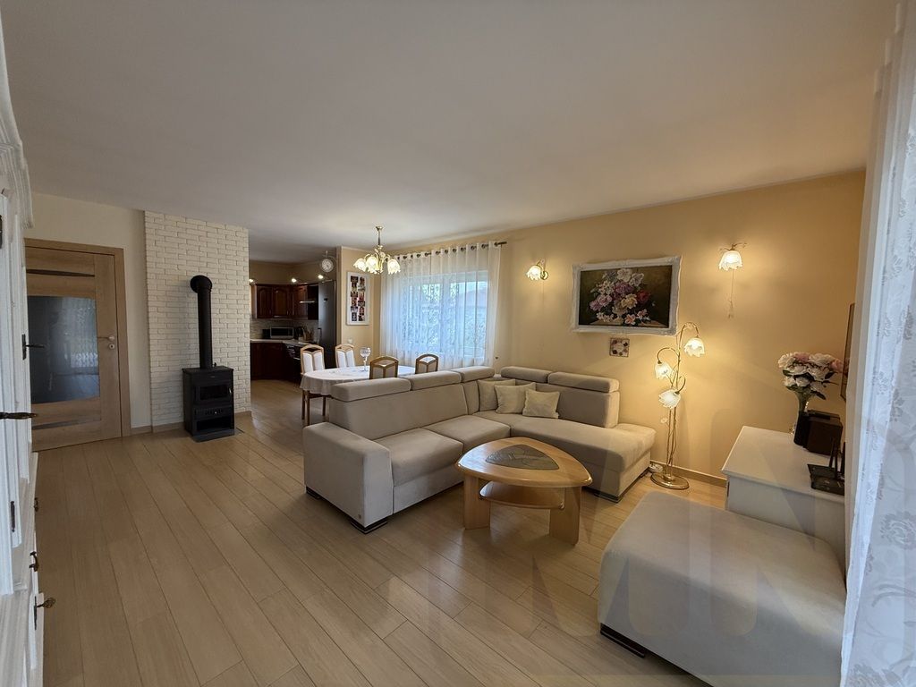 dom wolnostojący, 7 pokoi Leszno Zatorze. Zdjęcie 2