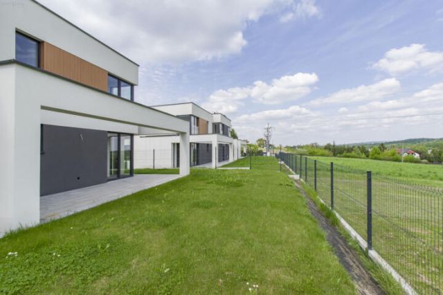 bliźniak, 5 pokoi Wrząsowice, ul. Wrzosowa. Zdjęcie 3