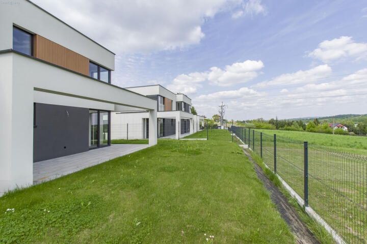 bliźniak, 5 pokoi Wrząsowice, ul. Wrzosowa. Zdjęcie 3