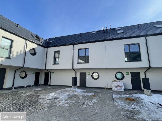 dom szeregowy, 4 pokoje Zgorzała, ul. Jemiołuszki. Zdjęcie 1