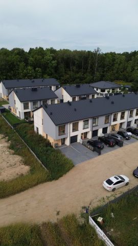 dom szeregowy, 5 pokoi Grabówka. Zdjęcie 1