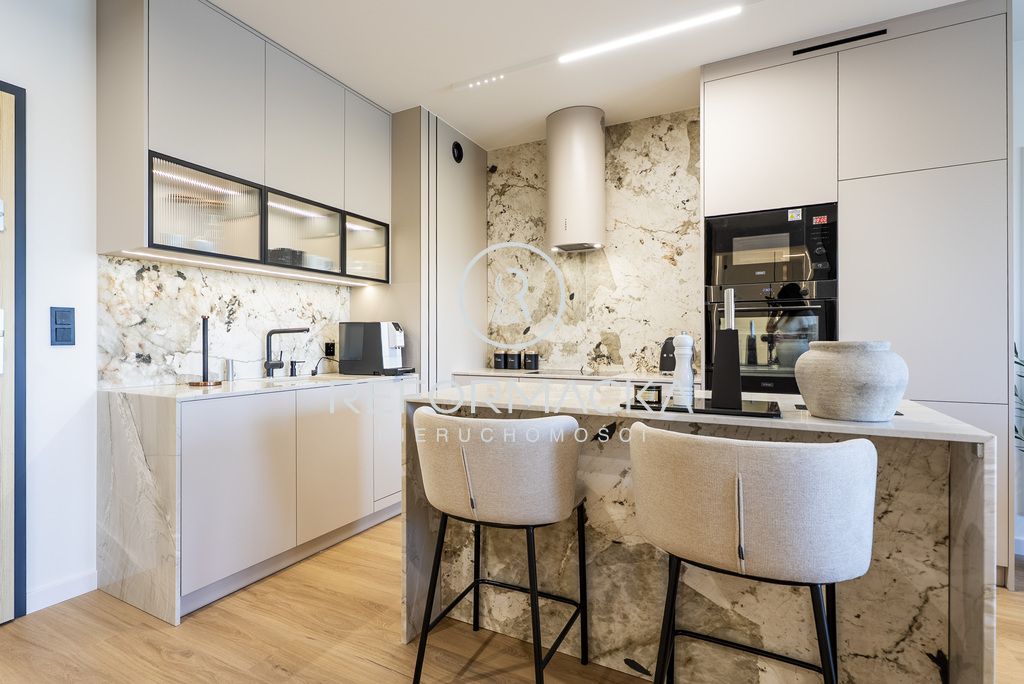 Mieszkanie 3-pokojowe Rzeszów, ul. Eugeniusza Kwiatkowskiego. Zdjęcie 4