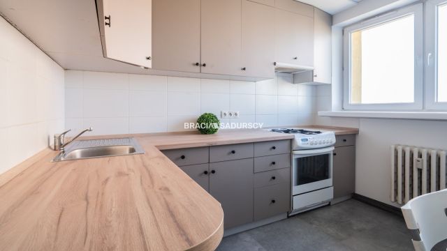 Mieszkanie 3-pokojowe Kraków Bieżanów, ul. ks. Piotra Ściegiennego. Zdjęcie 4