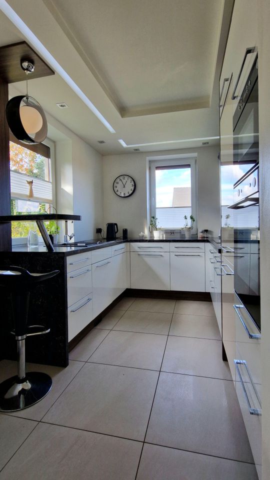 dom wolnostojący, 5 pokoi Jaworze Jaworze Górne, ul. Brzoskwiniowa. Zdjęcie 6