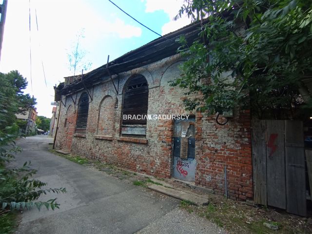 dom wolnostojący, 1 pokój Krzeszowice, ul. Wąska. Zdjęcie 3
