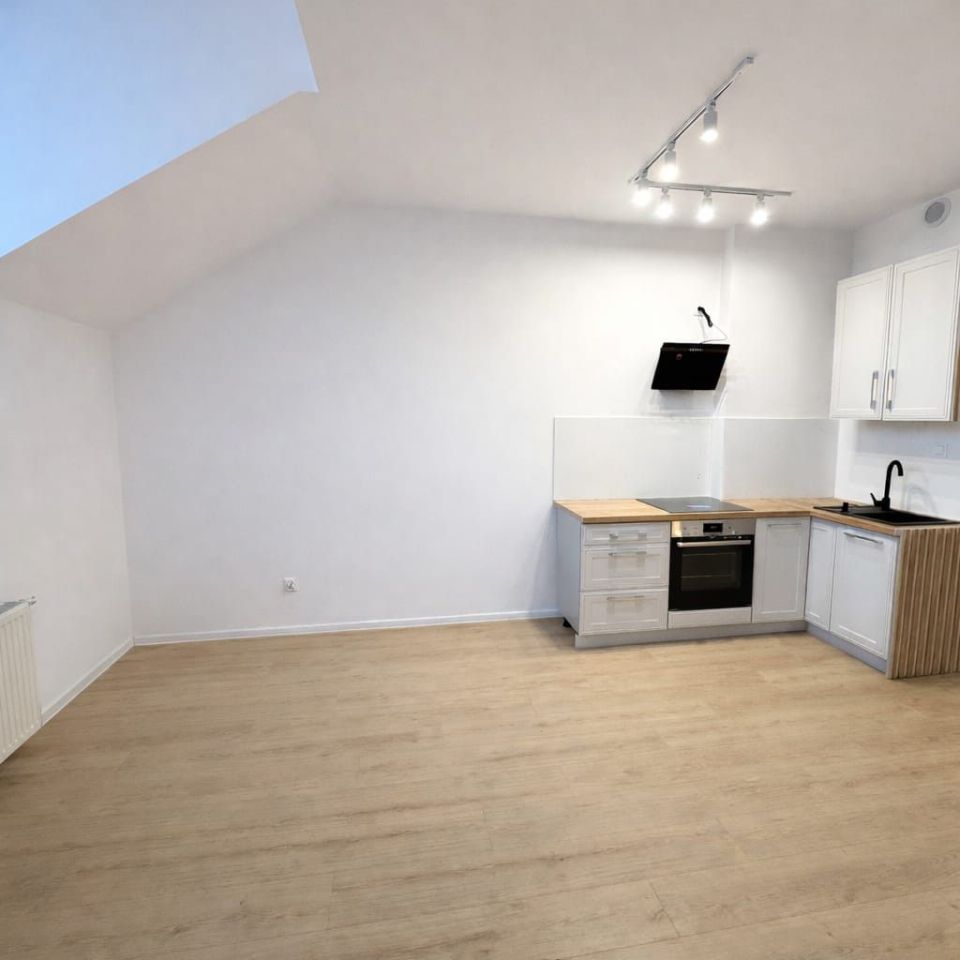 Mieszkanie 2-pokojowe Jelenia Góra, ul. Sudecka. Zdjęcie 11