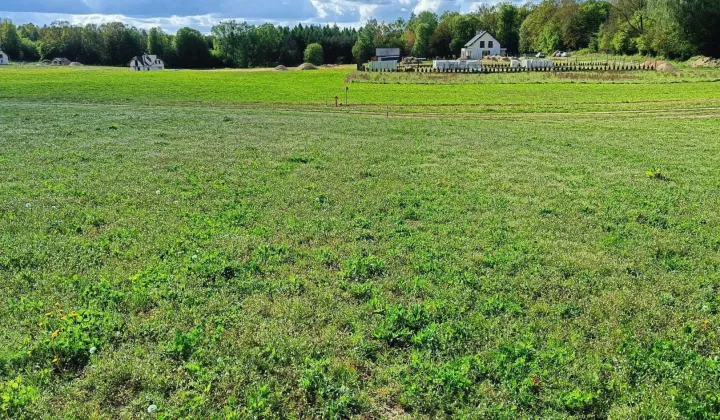 Działka budowlana Trękusek