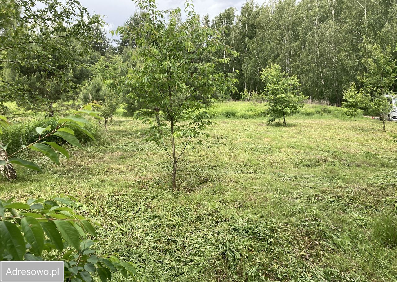 Działka budowlana Książenice