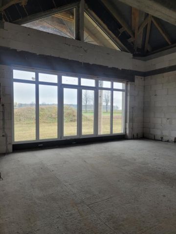 dom wolnostojący, 5 pokoi Czerwone. Zdjęcie 1